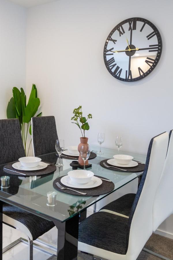 Tuam Street Treasure- 2 Bed 2 Bath Daire Christchurch Dış mekan fotoğraf