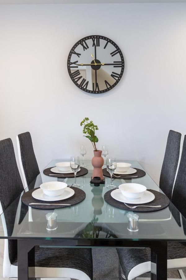 Tuam Street Treasure- 2 Bed 2 Bath Daire Christchurch Dış mekan fotoğraf